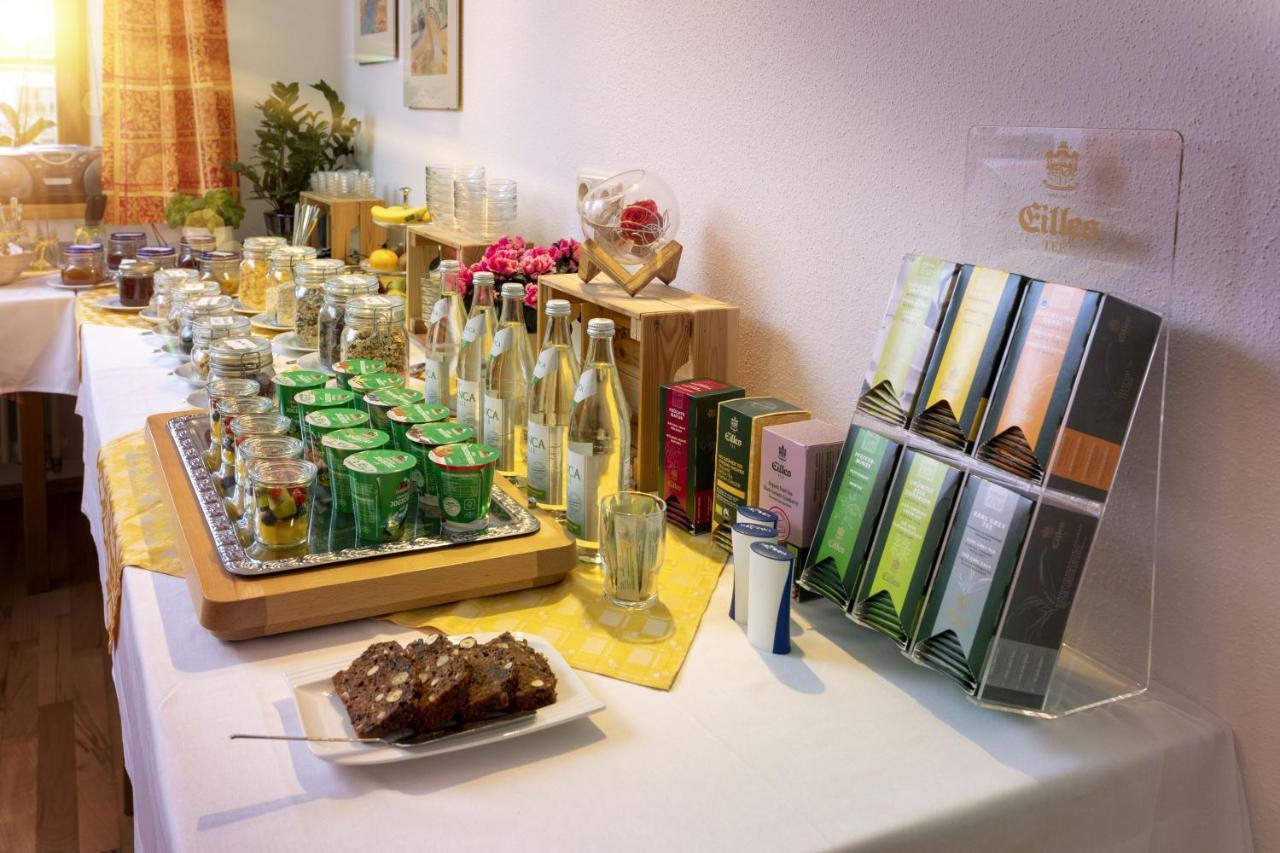 Pension Bernhardhof Otterfing エクステリア 写真